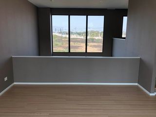 For sale 3 bed townhouse in Saphan Sung, Bangkok