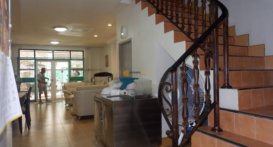 For rent and for sale 2 bedrooms house in Bang Lamung, Chonburi