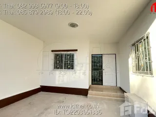 For sale 2 bed townhouse in Mueang Udon Thani, Udon Thani