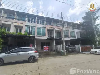 For sale 3 bed townhouse in Pak Kret, Nonthaburi