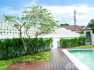 For sale 3 bed villa in Lam Luk Ka, Pathum Thani