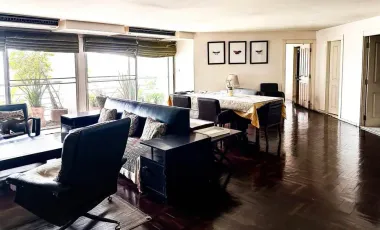 For sale 4 bedrooms condo in Yan Nawa, Bangkok