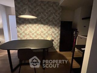 For sale 2 bed condo in Khlong Toei, Bangkok