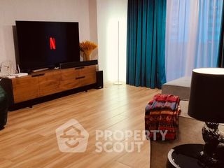 For sale 2 bed condo in Khlong Toei, Bangkok