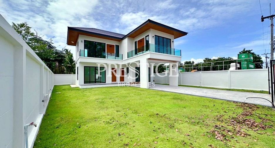 Haus zum Kauf mit 3 Zimmer in Bang Lamung, Chonburi