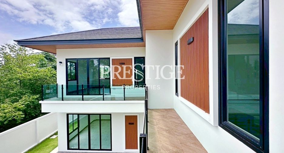 Haus zum Kauf mit 3 Zimmer in Bang Lamung, Chonburi