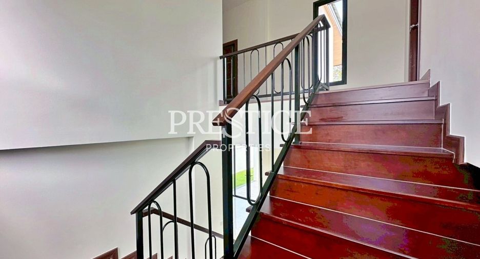 Haus zum Kauf mit 3 Zimmer in Bang Lamung, Chonburi