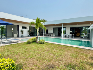 For sale 3 bed villa in Bang Lamung, Chonburi