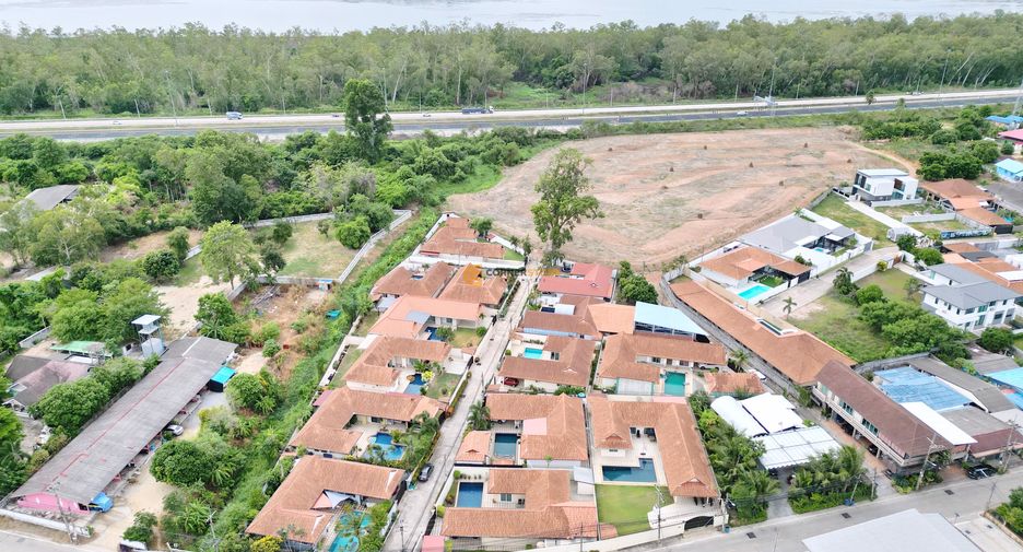 Haus zur Miete und zum Kauf mit 4 Zimmer in Bang Lamung, Chonburi