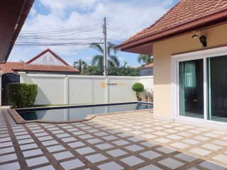 Haus zur Miete und zum Kauf mit 4 Zimmer in Bang Lamung, Chonburi