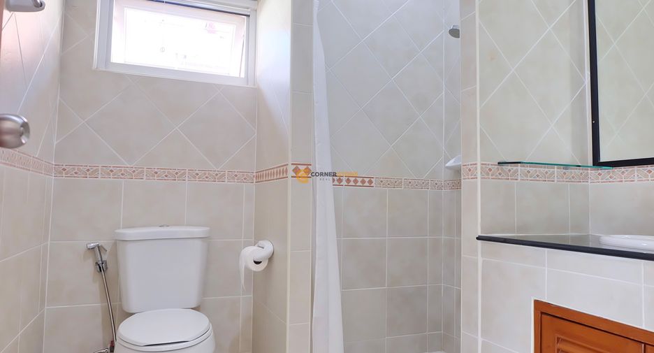 Haus zur Miete und zum Kauf mit 4 Zimmer in Bang Lamung, Chonburi