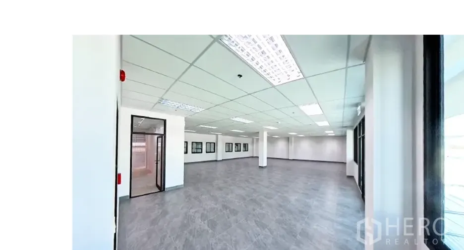 For rent warehouse in Bang Phli, Samut Prakan