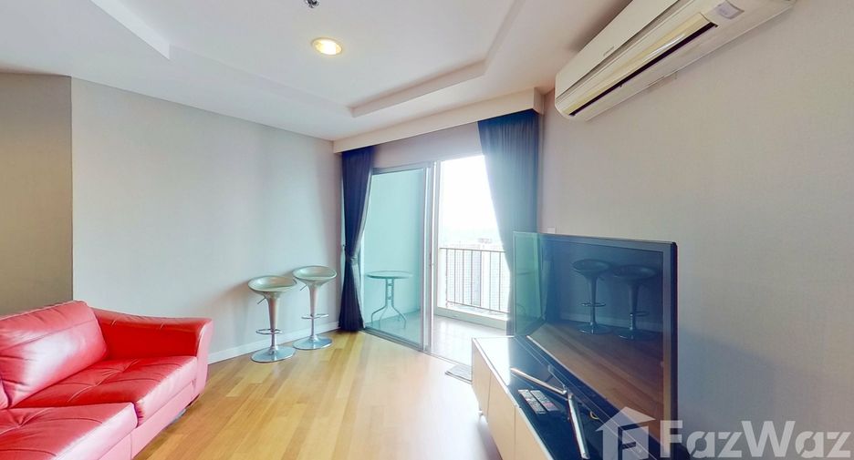 For sale 2 bed condo in Huai Khwang, Bangkok