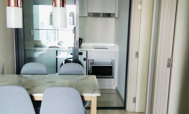 For sale 2 bed condo in Pathum Wan, Bangkok
