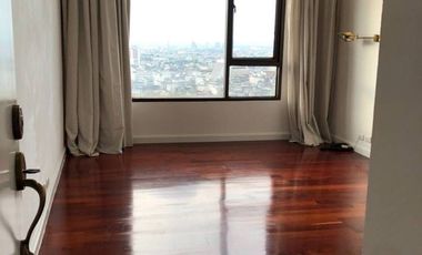 For sale 2 bed condo in Khlong San, Bangkok