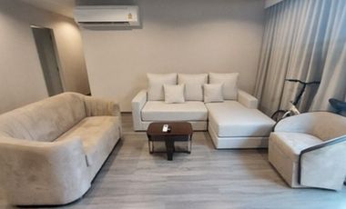 For sale 2 bed condo in Khlong Toei, Bangkok