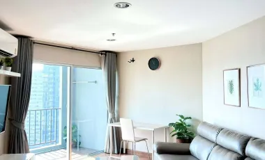 For rent 2 bed condo in Huai Khwang, Bangkok