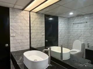 For rent 2 bed condo in Mueang Chiang Mai, Chiang Mai