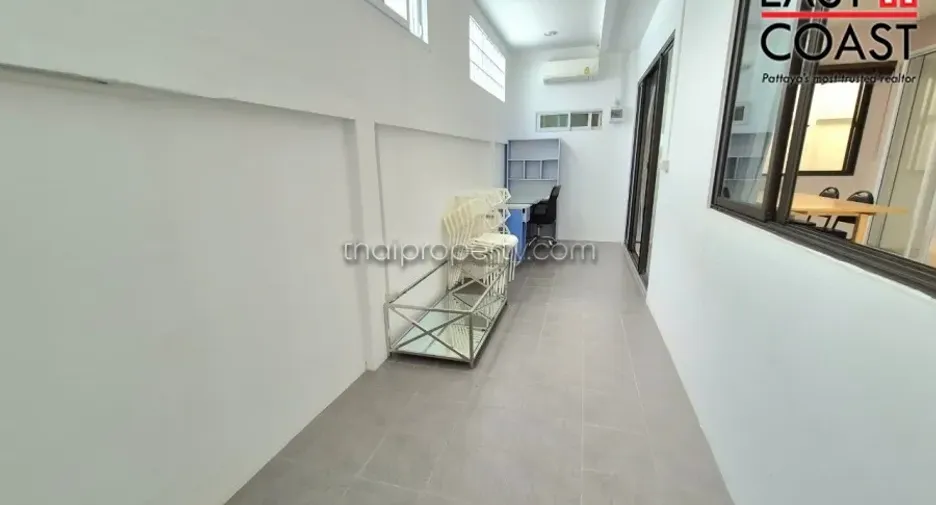 For rent and for sale 3 bedrooms house in Bang Lamung, Chonburi