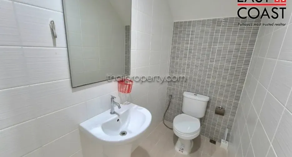 For rent and for sale 3 bedrooms house in Bang Lamung, Chonburi
