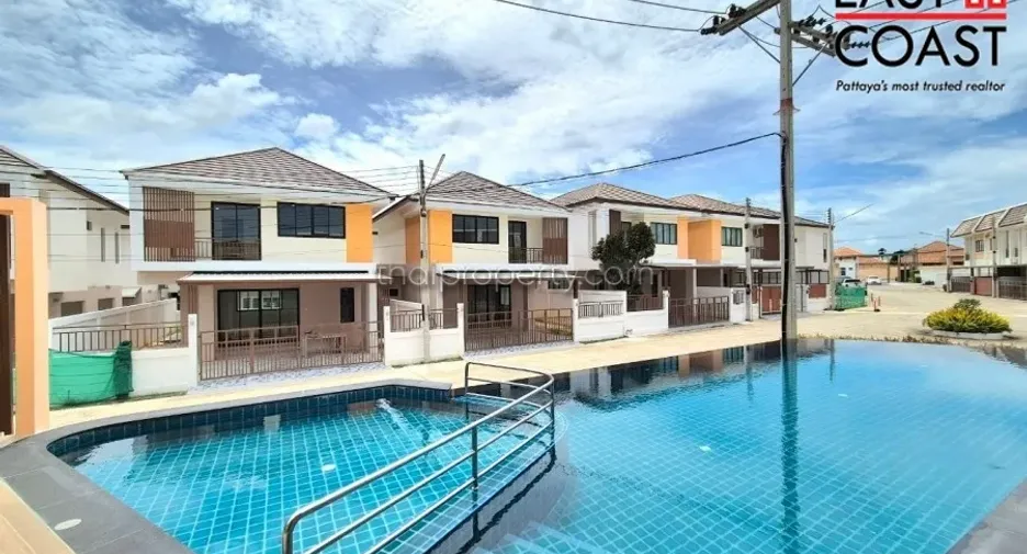 For rent and for sale 3 bedrooms house in Bang Lamung, Chonburi