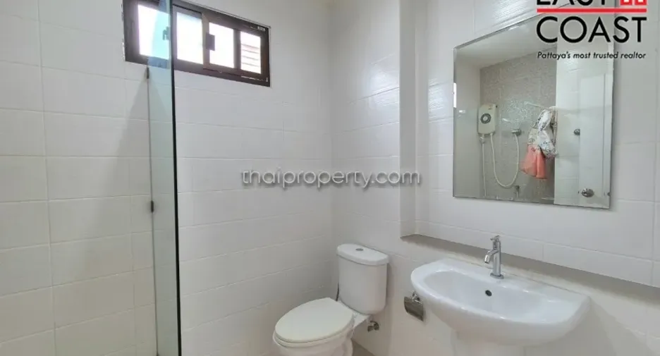 For rent and for sale 3 bedrooms house in Bang Lamung, Chonburi