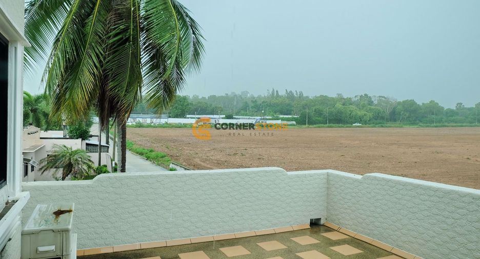 For rent and for sale 4 bedrooms house in East Pattaya, Pattaya