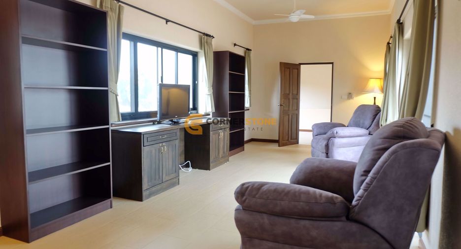 For rent and for sale 4 bedrooms house in East Pattaya, Pattaya