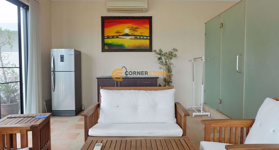 For rent and for sale 4 bedrooms house in East Pattaya, Pattaya