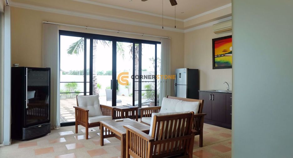 For rent and for sale 4 bedrooms house in East Pattaya, Pattaya