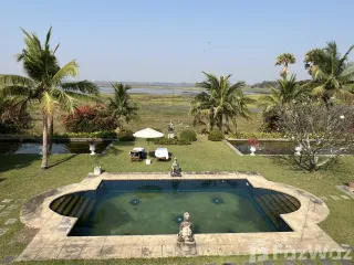 For sale 6 Beds villa in Mueang Surin, Surin