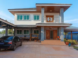 For sale 4 Beds house in Khlong Luang, Pathum Thani