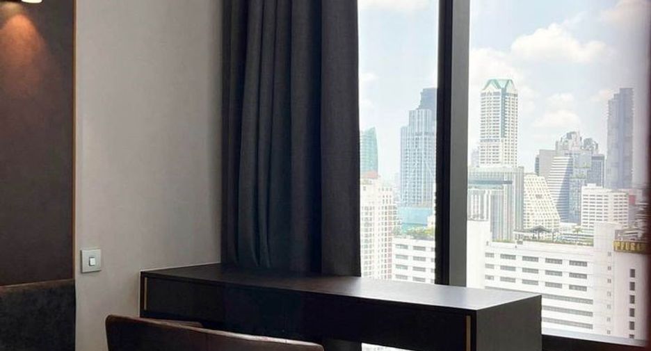Condo en alquiler y en venta de 2 habitaciones en Bang Rak, Bangkok