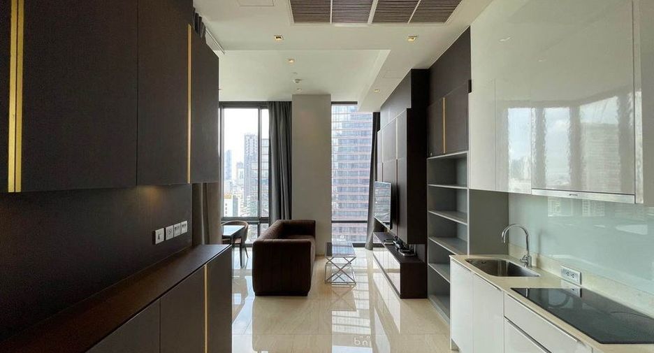 Condo en alquiler y en venta de 2 habitaciones en Bang Rak, Bangkok