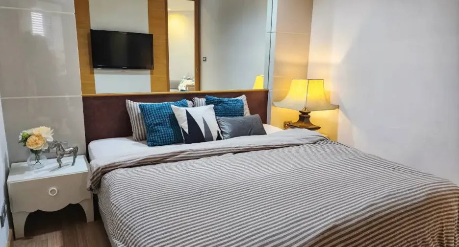 For sale 1 bed condo in Watthana, Bangkok