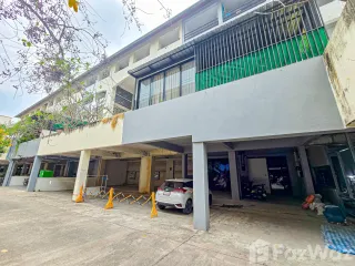 For sale 12 bed retail Space in Bang Lamung, Chonburi