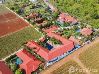 For sale 24 bed hotel in Pran Buri, Prachuap Khiri Khan