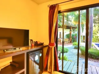 For sale 24 bed hotel in Pran Buri, Prachuap Khiri Khan