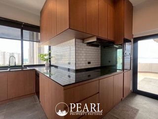 For sale 4 Beds condo in Bang Lamung, Chonburi