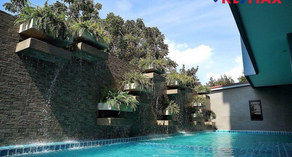 For sale hotel in Sattahip, Chonburi