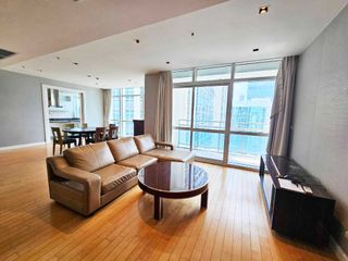 For rent 3 Beds condo in Pathum Wan, Bangkok