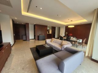 For rent 3 Beds condo in Pathum Wan, Bangkok