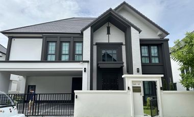 For sale 4 bed house in Bang Phli, Samut Prakan