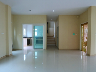 For sale 3 bed house in Mueang Samut Prakan, Samut Prakan