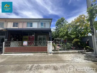 For sale 3 bed townhouse in Mueang Samut Prakan, Samut Prakan