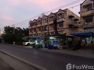 For sale 3 bed retail Space in Phra Samut Chedi, Samut Prakan