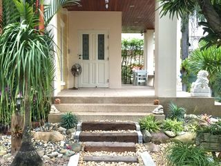 For sale 4 bed villa in Bang Phli, Samut Prakan