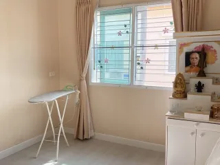For sale 4 bed townhouse in Mueang Samut Prakan, Samut Prakan