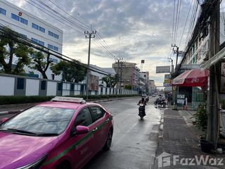 For sale 3 bed retail Space in Mueang Samut Prakan, Samut Prakan