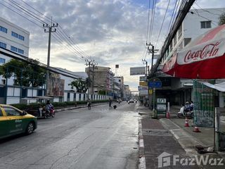 For sale 3 bed retail Space in Mueang Samut Prakan, Samut Prakan